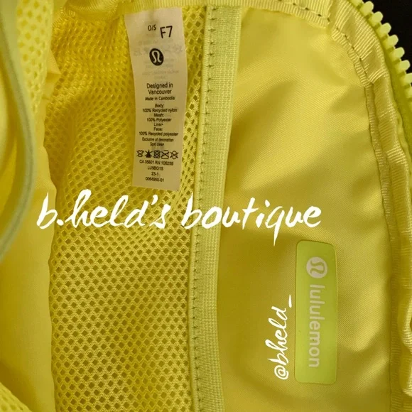 lululemon Everywhere Belt Bag in Electric Lemon with Silver Zipper (1L) New NWT - Picture 15 of 16